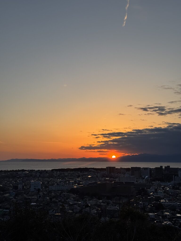 Sunset over Suruga Bay seen from Kanuki-yama, Numazu