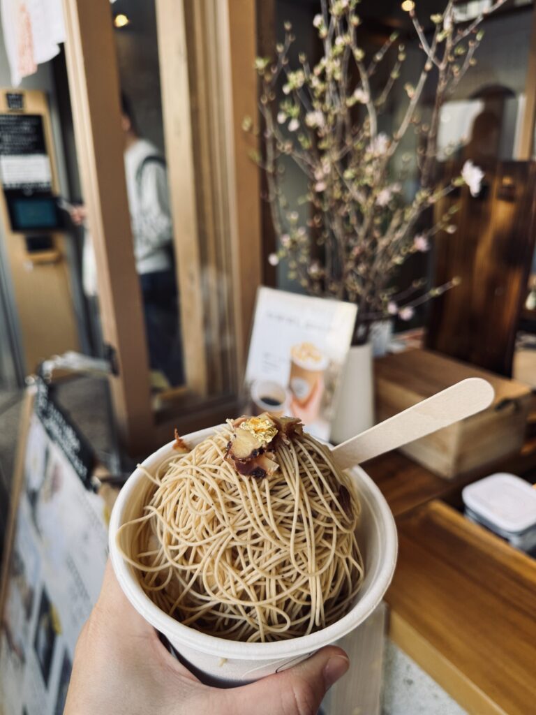 Fresh mont blanc dessert at kiito in Atami — specialty chestnut sweets cafe